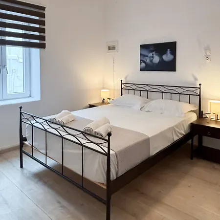 Gali's Boutique 2 Bedrooms * Ájosz Nikólaosz